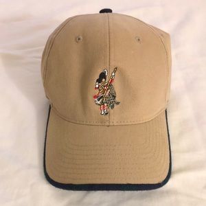 Dewar's Finest Scotch Whisky Embroidered Baseball Cap (Unisex)